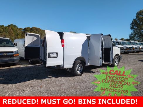 New 2025 Chevrolet Express 2500 w/ Driver Convenience Package image 24