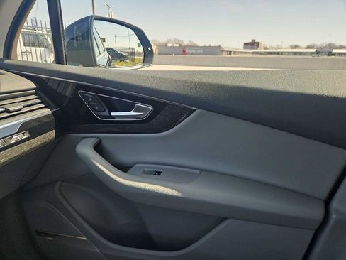 Used 2017 Audi Q7 3.0T Prestige w/ Prestige Package image 22