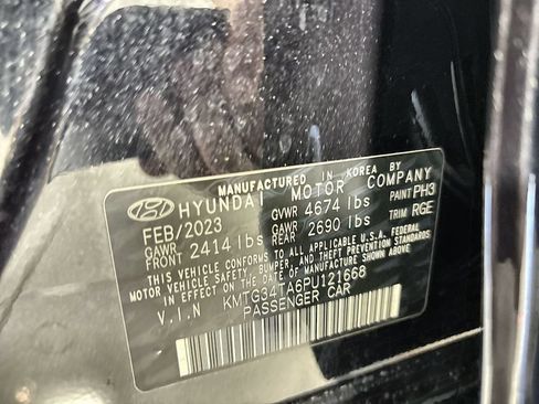 Used 2023 Genesis G70 2.0T w/ Sport Prestige Package RWD image 27