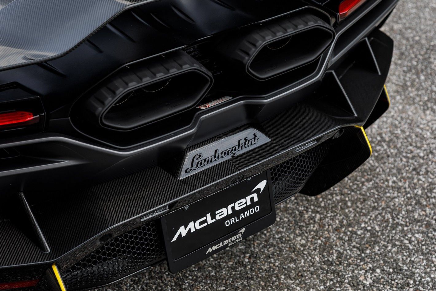 Used 2025 Lamborghini Revuelto AWD/4WD image 20