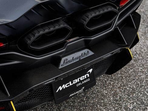 Used 2025 Lamborghini Revuelto AWD/4WD image 20