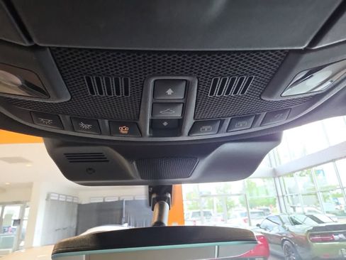 Used 2022 Lincoln Navigator Reserve AWD/4WD image 27