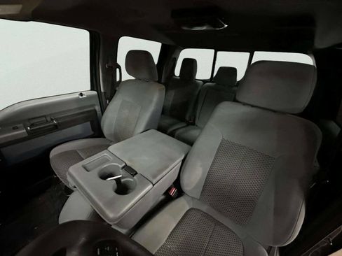 Used 2011 Ford F250 XLT w/ XLT Interior Pkg image 19