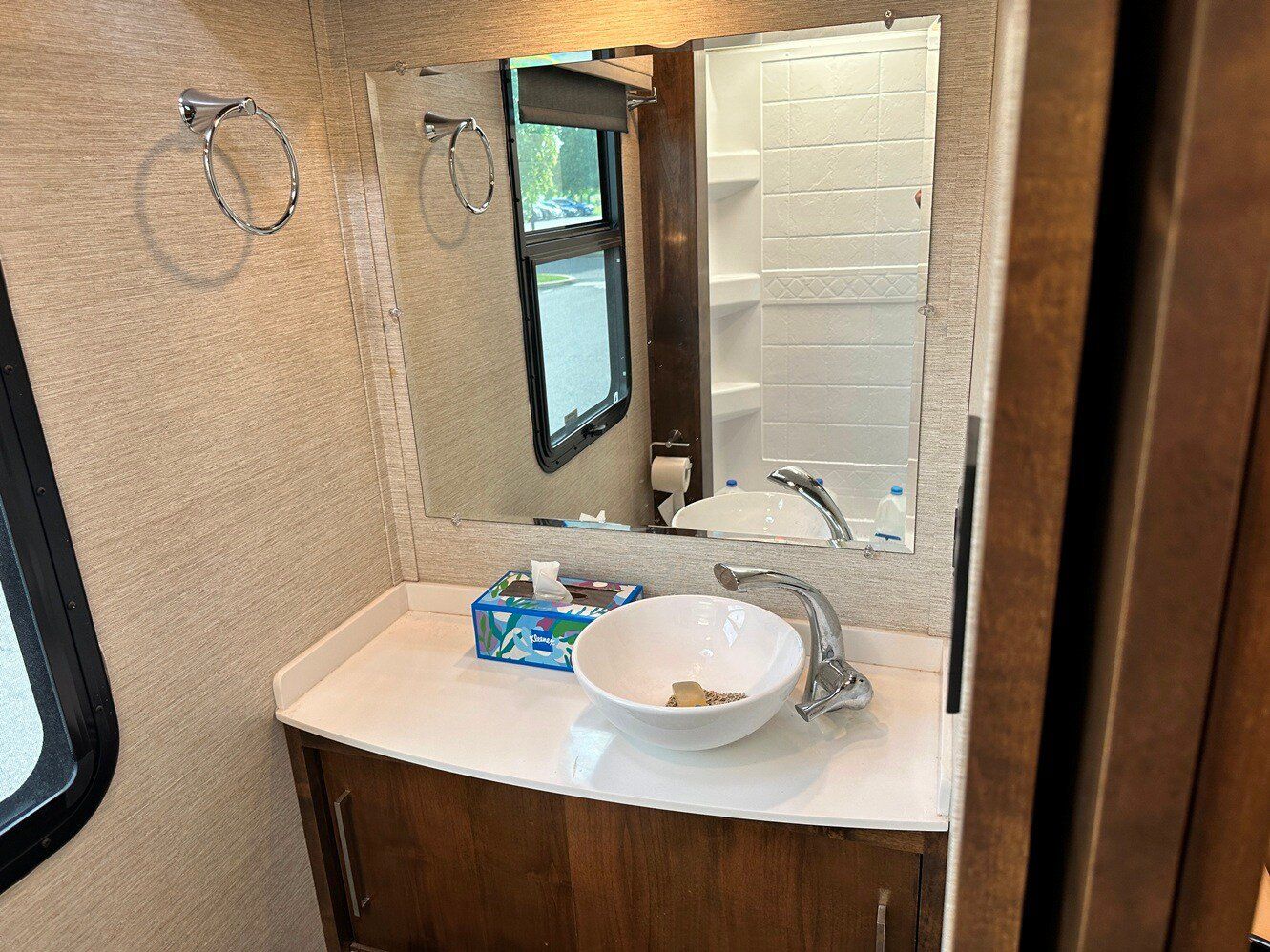 Used 2019 Mercedes-Benz Sprinter 170 image 43
