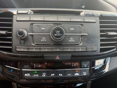 Used 2016 Honda Accord Sport image 23