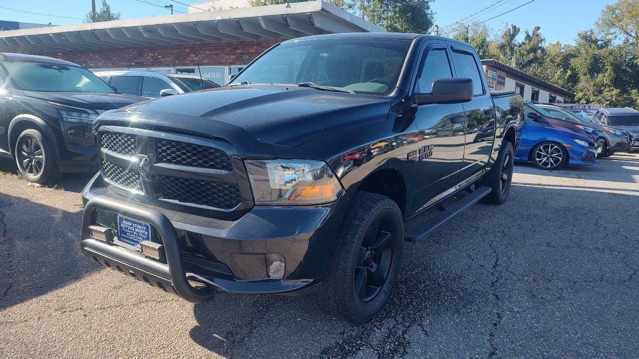 Used 2016 RAM 1500 Express w/ Black Ram 1500 Express Group AWD/4WD image 7
