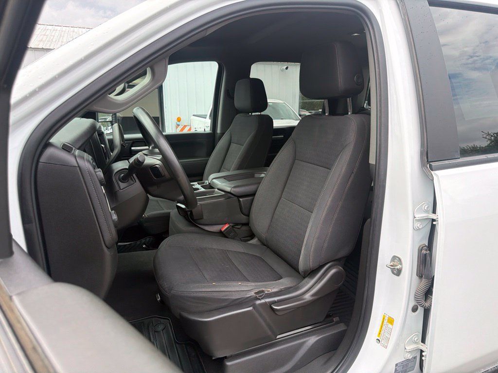 Used 2021 Chevrolet Silverado 2500 LT w/ Z71 Off-Road Package AWD/4WD image 19
