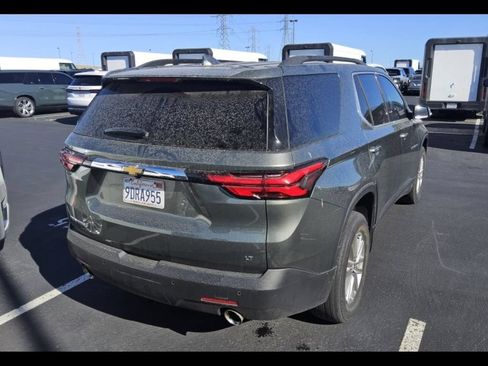 Used 2023 Chevrolet Traverse LT FWD image 6