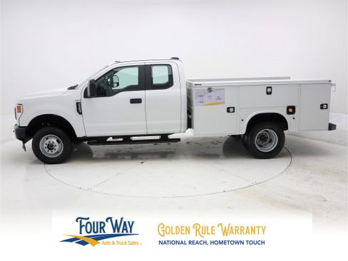 Used 2020 Ford F350 XL image 7