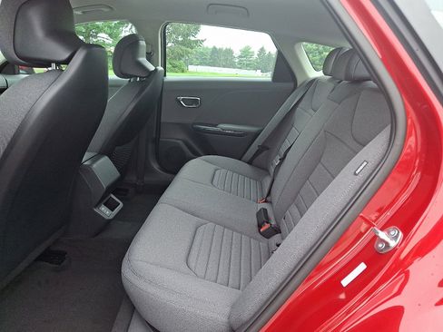 New 2025 Kia K4 EX image 6