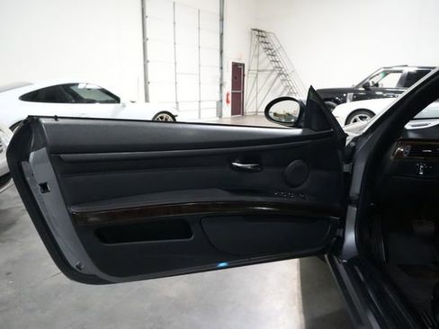Used 2009 BMW 328i Convertible RWD image 17