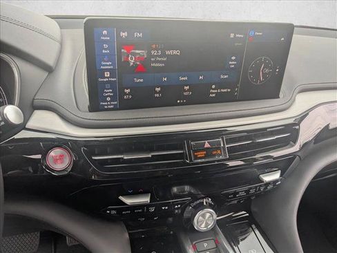 Used 2025 Acura MDX FWD w/ Technology Package image 12