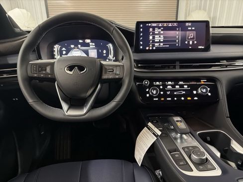 Certified 2026 INFINITI QX60 Sport w/ Dark Cargo Package AWD/4WD image 17