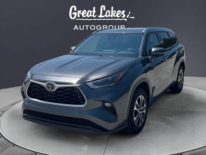 Used 2021 Toyota Highlander XLE