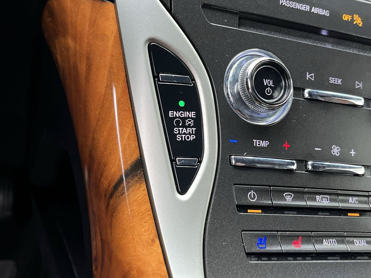 Used 2020 Lincoln Nautilus Reserve AWD/4WD image 23