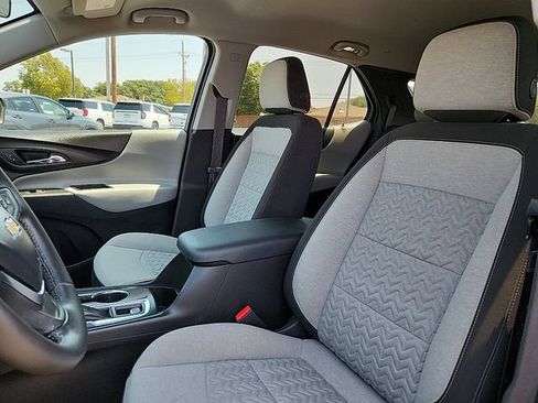 Used 2022 Chevrolet Equinox LT FWD image 15