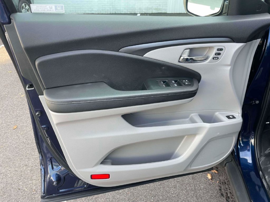 Certified 2023 Honda Ridgeline RTL image 18