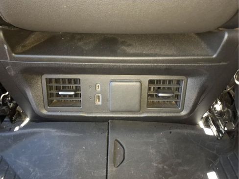 Used 2025 Chevrolet Silverado 1500 LT AWD/4WD image 15