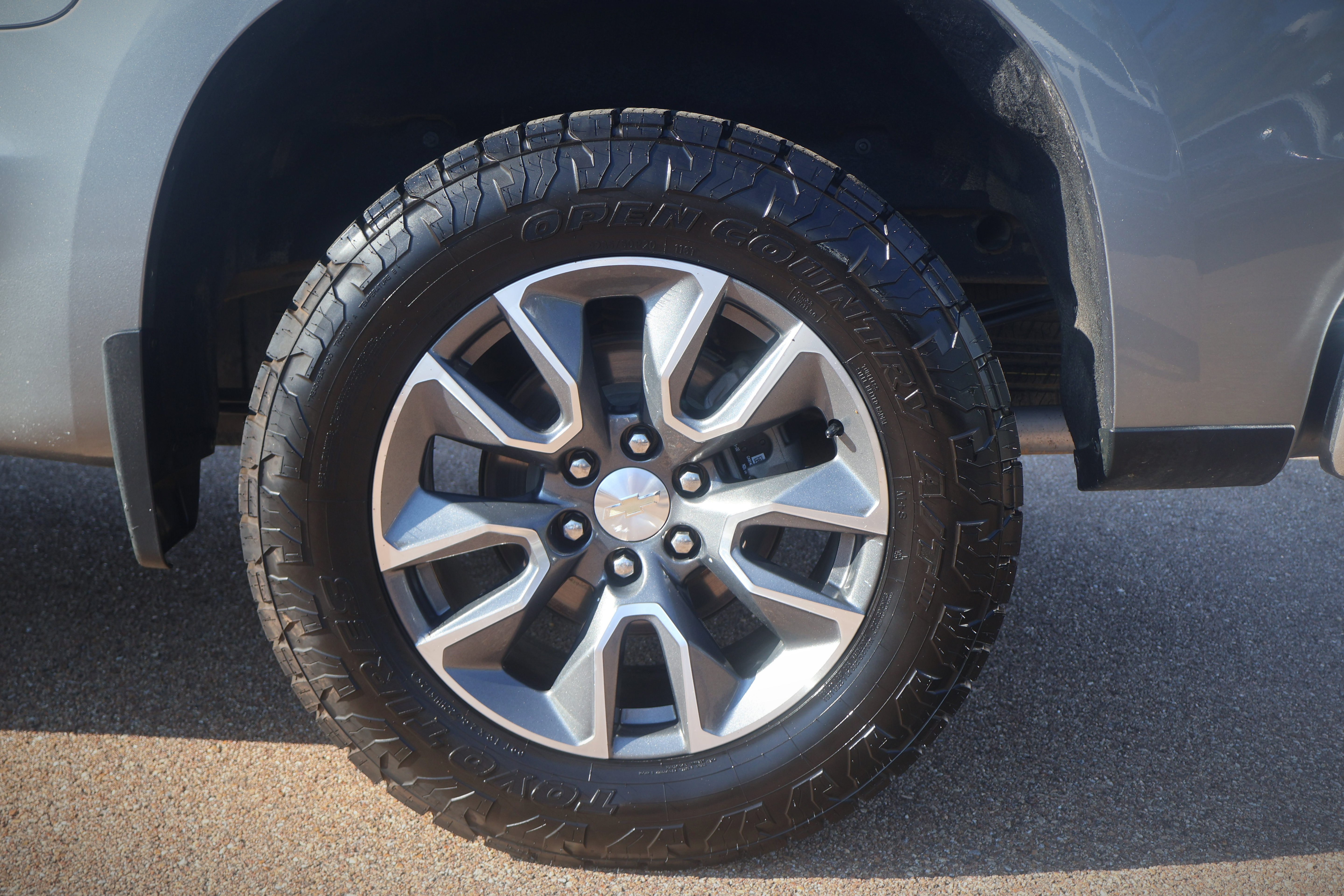 Used 2020 Chevrolet Silverado 1500 LT w/ All-Star Edition AWD/4WD image 23
