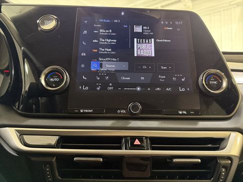 Used 2023 Lexus RX 350 Premium w/ Accessory Package (Z1) FWD image 18