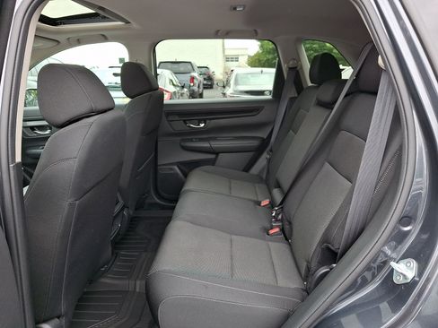Certified 2024 Honda CR-V EX image 10