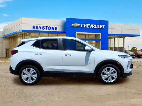 Used 2025 Buick Encore GX Preferred FWD image 8