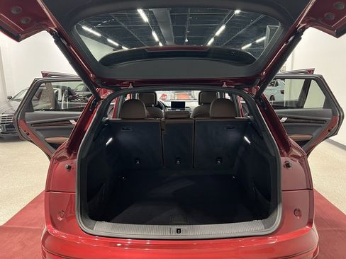 Used 2018 Audi Q5 2.0T Premium image 38