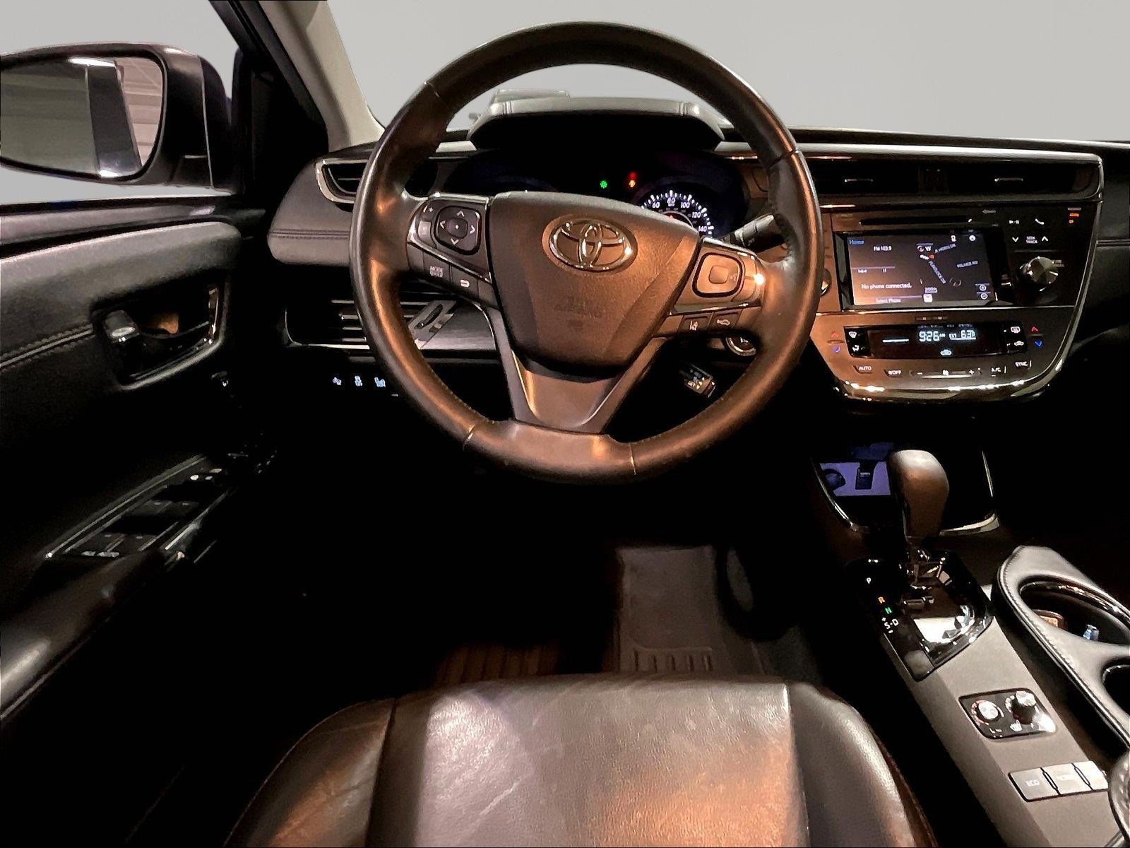 Used 2018 Toyota Avalon Touring FWD image 8