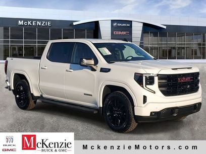 New 2026 GMC Sierra 1500 Elevation w/ Elevation Premium Package
