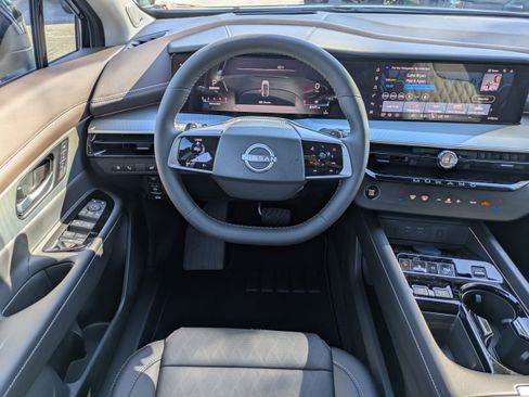 New 2026 Nissan Murano Platinum w/ Cargo Package AWD/4WD image 18