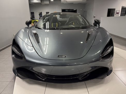 Used 2020 McLaren 720S Spider RWD image 5