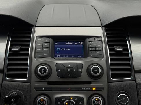 Certified 2018 Ford Taurus SEL AWD/4WD image 3
