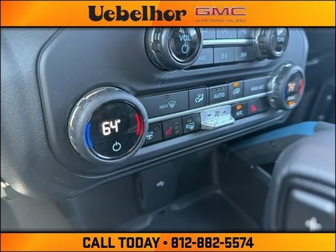Used 2023 Ford Bronco Wildtrak AWD/4WD image 30