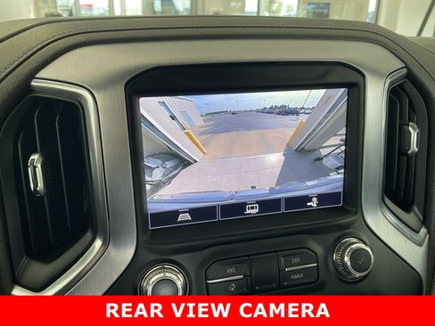 Certified 2021 GMC Sierra 1500 SLT w/ SLT Convenience Package AWD/4WD image 28
