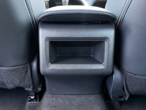Used 2023 Toyota Camry SE FWD image 39