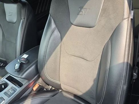 Used 2021 Ford Edge ST w/ Equipment Group 401A AWD/4WD image 34