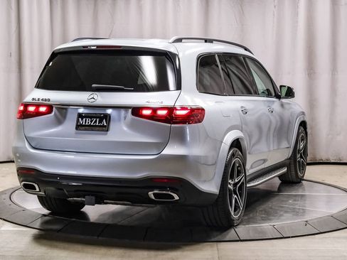 Used 2025 Mercedes-Benz GLS 450 4MATIC image 4