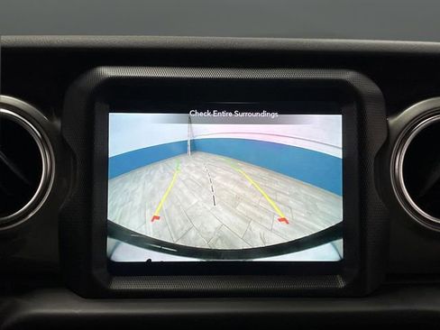 Used 2023 Jeep Wrangler Sahara w/ Safety Group image 10