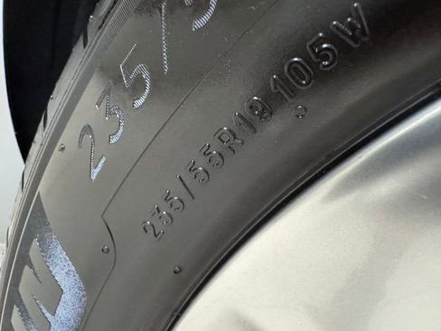 Used 2026 Genesis GV70 2.5T AWD/4WD image 25