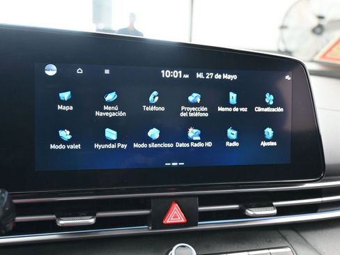 Used 2024 Hyundai Elantra SEL FWD image 18