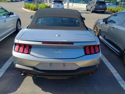 Used 2024 Ford Mustang Premium image 3