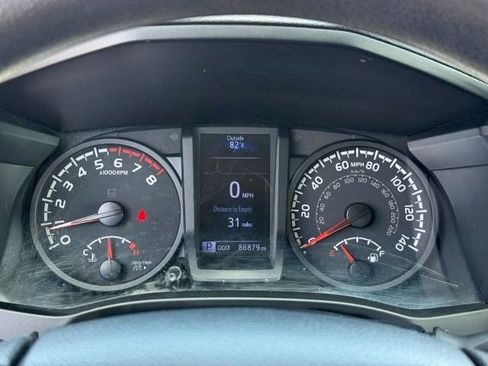 Used 2020 Toyota Tacoma SR w/ SR Convenience Package RWD image 34