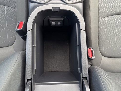 Used 2023 Toyota RAV4 XLE w/ Convenience Package image 35