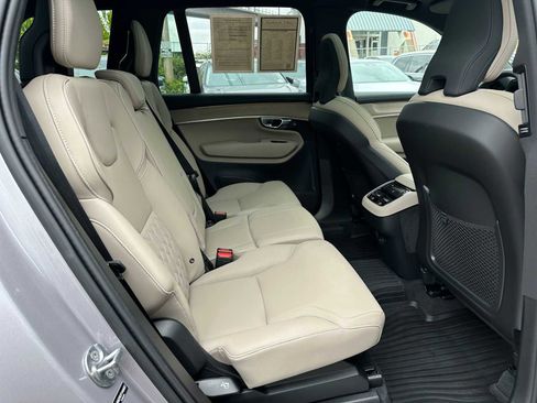 Used 2026 Volvo XC90 B6 Plus w/ Protection Package Premier AWD/4WD image 12