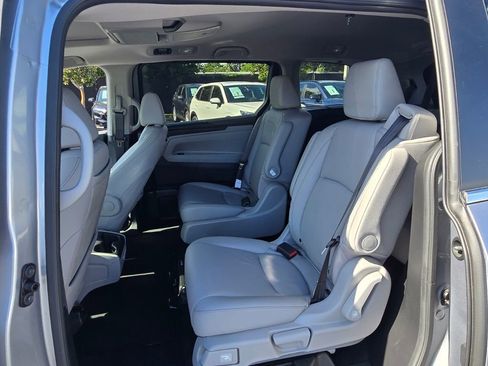 Used 2024 Honda Odyssey Touring image 14