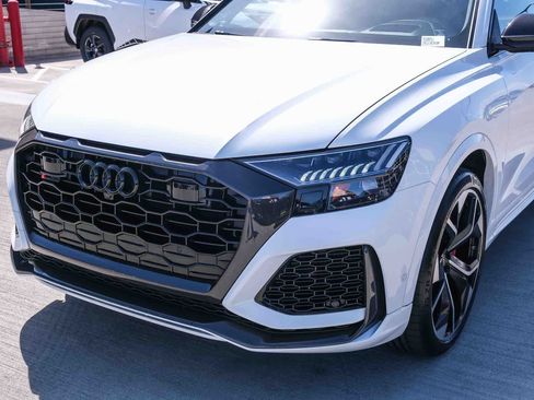 Used 2022 Audi RS Q8 w/ Carbon Optic Package AWD/4WD image 11