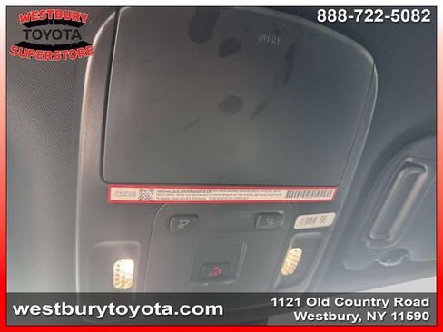 Used 2025 Toyota Camry SE w/ Convenience Package AWD/4WD image 32