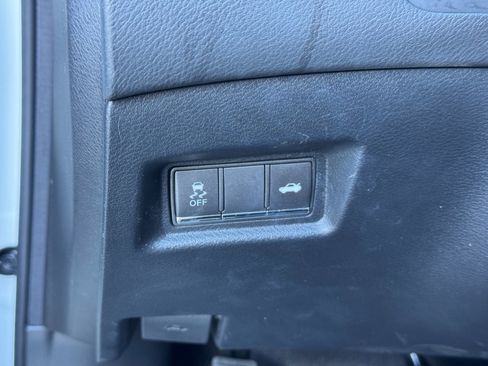 Used 2021 INFINITI Q60 3.0t Luxe w/ Essential Package image 19