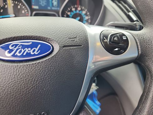 Used 2015 Ford Escape SE image 22
