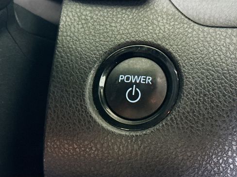 Used 2025 Toyota Camry SE FWD image 21